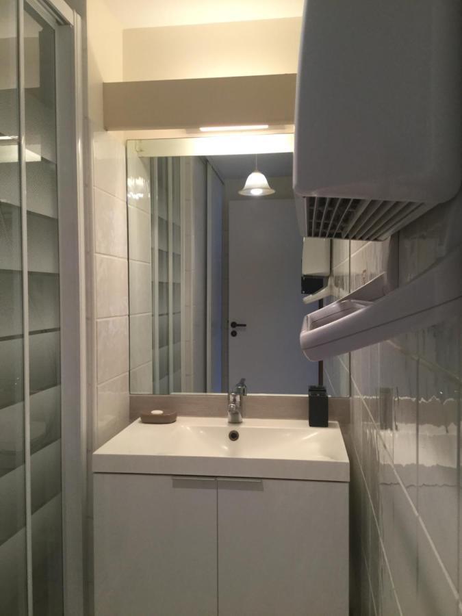 לה רושל Appartement Centre Ville Pres Du Port Avec Parking Et Wifi מראה חיצוני תמונה