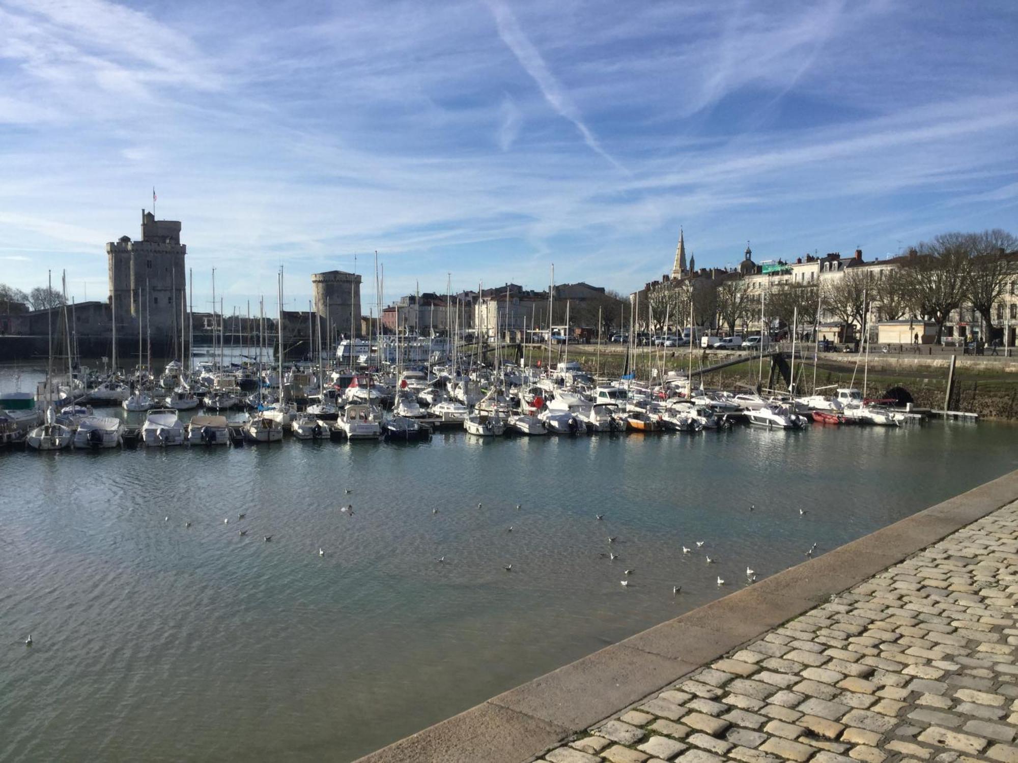 לה רושל Appartement Centre Ville Pres Du Port Avec Parking Et Wifi מראה חיצוני תמונה